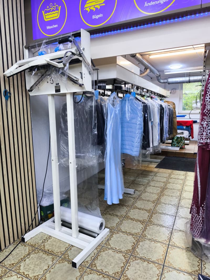Gereinigte Kleidung zur Abholung